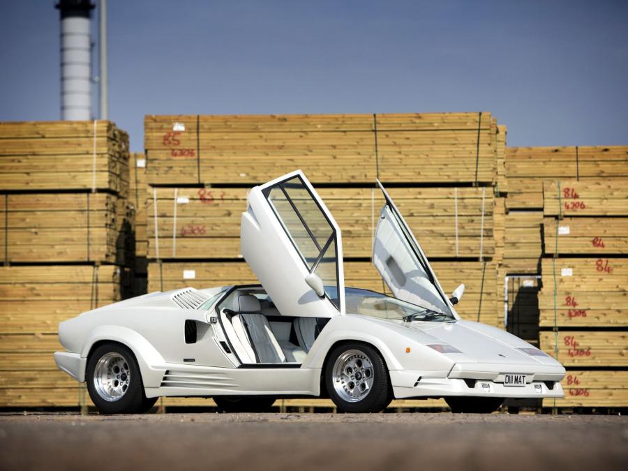  Lamborghini Countach 25th Anniversary 1988 года  (UK) (фото 8 из 16)